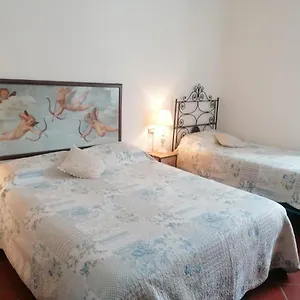 Hus Stanza Tripla In Affittacamere Assisi